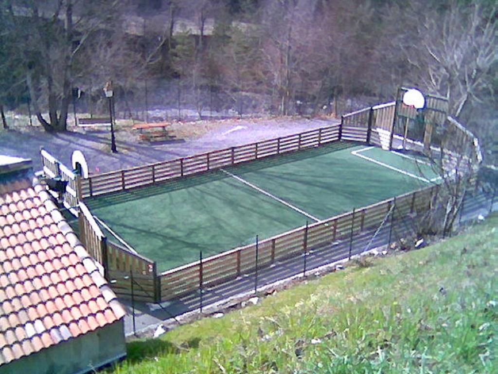 Auberge Du Riou Puget-Rostang Exterior photo